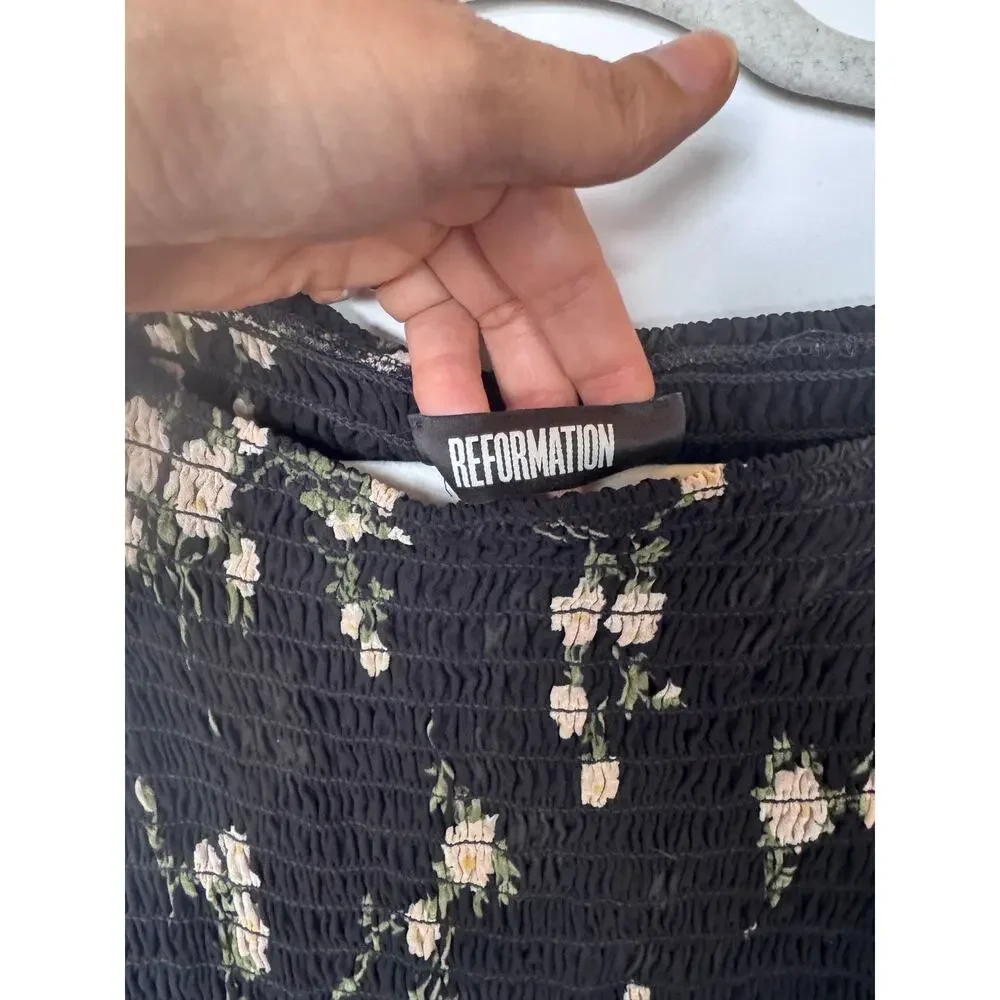 Reformation Milan Smocked Crop Top blouse Black Floral medium smocked romantic